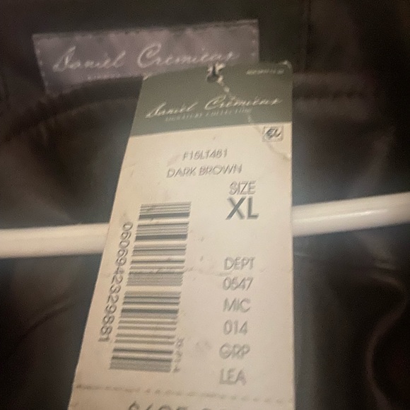 David Cremieux, premiere leather designers man’s lamb-skin jacket. - Picture 3 of 10